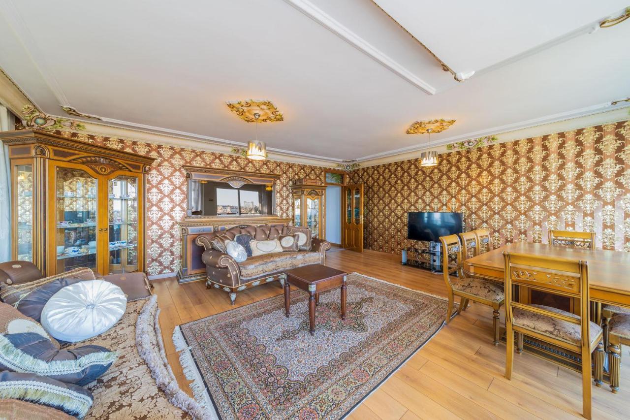 Exceptional Apartment With Sea View Near Mermerli Beach In Muratpasa, Antalya Apartament Antalya